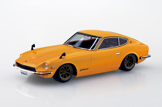 Nissan S30 Fairlady Z Model Kit - Custom Wheel Safari Brown