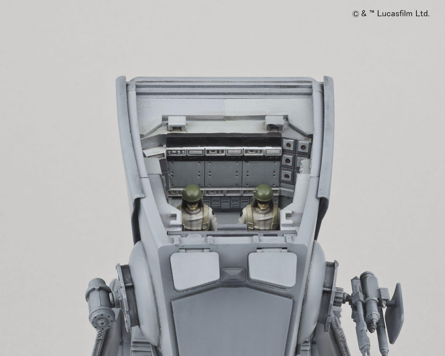 Star Wars: AT-ST (1/48 scale)