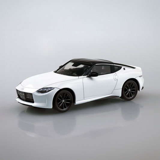 Nissan RZ34 Fairlady Z Model Kit - Prism White