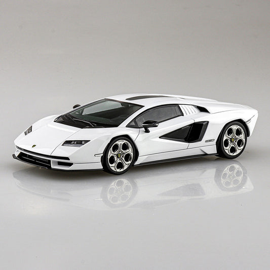 Lamborghini Countach LPI 800-4 Model Kit - White