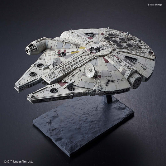 Star Wars: Millennium Falcon Model Kit (Rise of Skywalker) 1/144 Scale