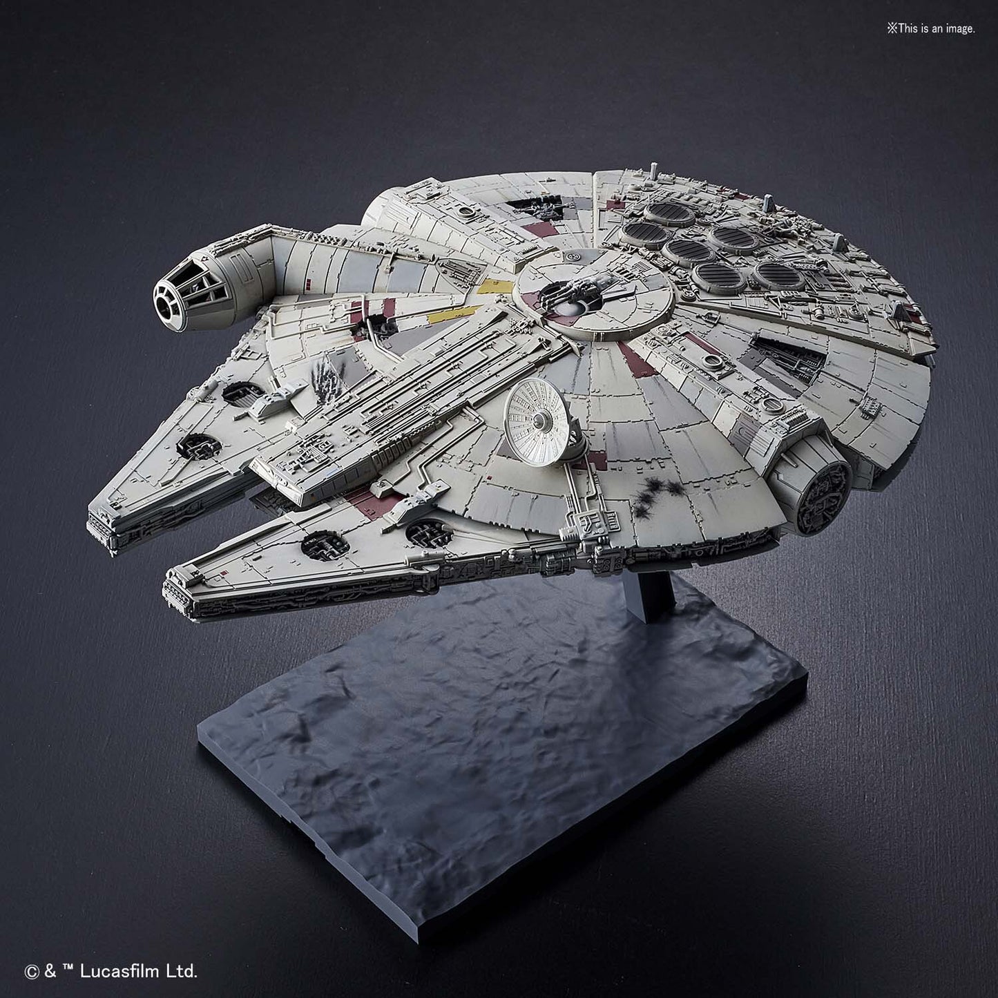 Star Wars: Millennium Falcon Model Kit (Rise of Skywalker) 1/144 Scale