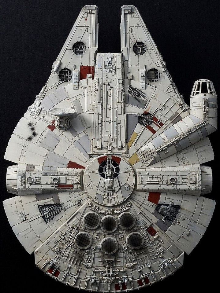 Star Wars: Millennium Falcon Model Kit (Rise of Skywalker) 1/144 Scale